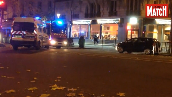 Vidéo exclusive : Les premiers échanges de tirs au Bataclan
