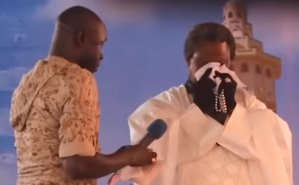 Vidéo - Magal 2015 Serigne Modou Kara fond en larmes devant ses talibés