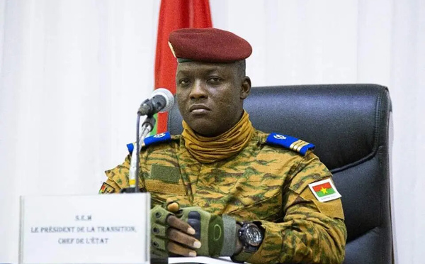 Burkina : des vidéos truquées en soutien au capitaine TRAORE