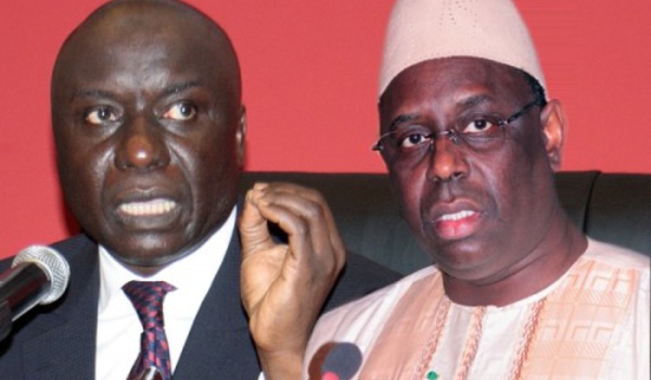 Encore Idrissa Seck qui tire sur le "Macky"!