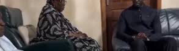 O MAAK REFEE A ROOG NDAA KAA MIÑ FA ROOG(Le vieillard n’est point Dieu, mais il a longtemps cheminé à ses côtés.)