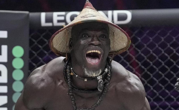 Moustapha Diakhaté roi des lourds-légers à l'ARES