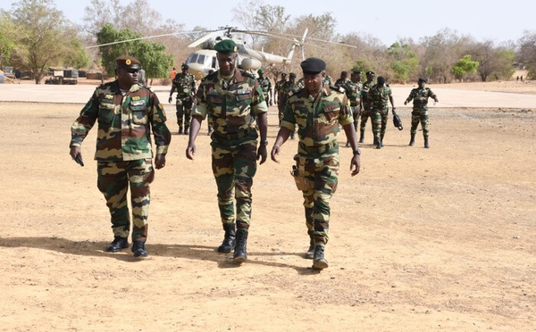 EN VISITE DANS LA ZONE MILITAIRE 4, LE CEMGA ANNONCE UN RENFORCEMENT DE LA POSTURE FACE AUX MENACES SÉCURITAIRES