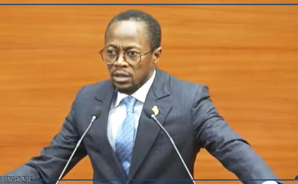 Abdou MBOW dénonce un « texte taillé sur mesure » et accuse Diomaye de « complicité de forfaiture électorale »