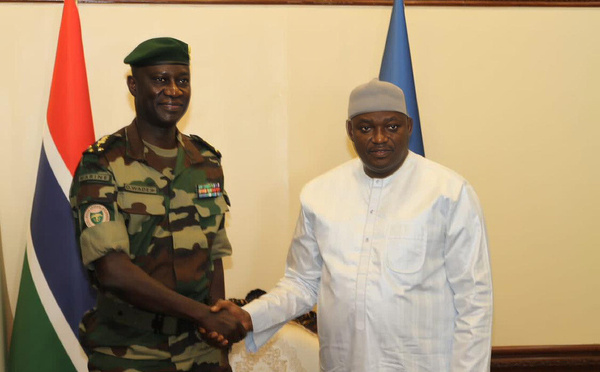 GAMBIE : LE CEMGA OUMAR WADE SALUE L’ENGAGEMENT DU CONTINGENT SÉNÉGALAIS AU SEIN DE LA MISSION DE LA CEDEAO