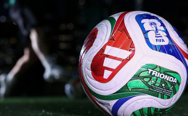Coupe du monde 2026 : la FIFA mise sur un ballon connecté au service de l’arbitrage