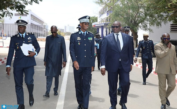 MOUHAMADOU MAKHTAR CISSÉ ENTAME SA TOURNÉE DES SERVICES DE SON DÉPARTEMENT PAR LA POLICE NATIONALE