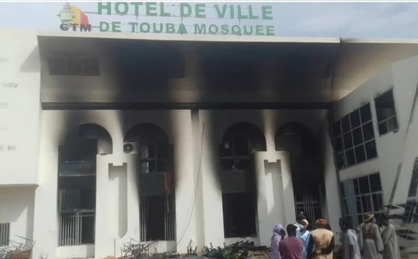Incendie à la mairie de Touba : la prompte intervention des sapeurs-pompiers sauve les archives de l'état civil de la destruction
