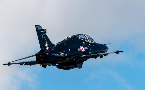 Sûreté aérienne : Le Sirpa lève le voile sur la présence d'un aéronef de la Royal Air Force en Île-de-France