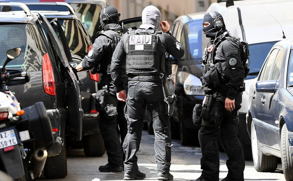 Un policier français incarcéré, soupçonné de préparer des actions terroristes