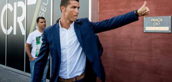 Cristiano Ronaldo a désormais un hôtel et un aéroport à son nom