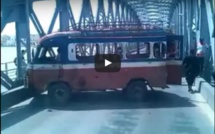 Incivisme sur le Pont Faidherbe : le chauffeur de « car rapide » arrêté. Incivisme sur le Pont Faidherbe : le chauffeur de « car rapide » arrêté.