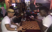 Voici une des distractions préférées d' Elhaj Diouf  ! Voici une des distractions préférées d' Elhaj Diouf  !