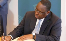 Macky crée et… fixe les règles de fonctionnement du Comité d'Orientation Stratégique du Pétrole et du Gaz (COS-PETROGAZ) Macky crée et… fixe les règles de fonctionnement du Comité d'Orientation Stratégique du Pétrole et du Gaz (COS-PETROGAZ)