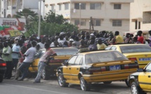 Dernière Minute! Après la mort d'un des leurs,les taximens programment une marche pour mercredi prochain à la ... Dernière Minute! Après la mort d'un des leurs,les taximens programment une marche pour mercredi prochain à la ...