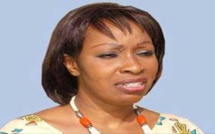 Revoilà Awa NDIAYE : après les «coudou» et les fourchettes, elle fait plus grave