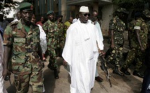 Yahya Jammeh fait suspendre des radios privées