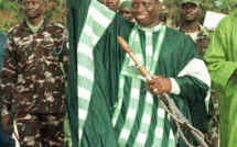 Des milliers de Gambiens fuient le pays par craintes de troubles...La famille du ministre Gambien de la Justice sous l'aile protectrice de...Mankeur Ndiaye