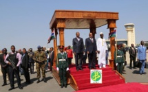 L'image de l'arrivée des présidents Condé et Aziz à Banjul