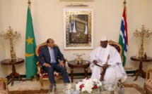 Activisme du Pr Aziz de la Mauritanie- Jammeh lui a offert des véhicules de luxe ...