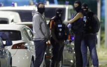 Attaque sur les Champs Elysées -  Qui est le tireur abattu ?
