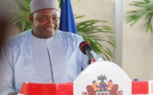 Gambie: bilan mitigé après 100 jours de pouvoir d'Adama Barrow