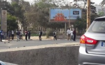 Bourses : Des étudiants barrent l’avenue Cheikh Anta Diop et la Corniche