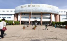 RECONNU COUPABLE DES DELITS DE FAUX ET USAGES DE FAUX DANS UN DOCUMENT ADMINISTRATIF ET ESCROQUERIE -  Un professeur d’Histo-Géo radié et condamné à 3 mois de prison ferme