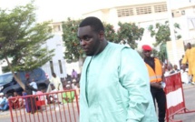 Amadou Sall, fils du Président, se fond dans la masse pour présenter, en catimini, ses condoléances au ministre Amadou Bâ