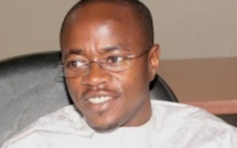 Abdou Mbow distribue de l’argent aux mosquées