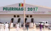 Laissés en rade par leurs voyagistes, les 150 pèlerins sénégalais atterrissent à la gendarmerie de la Foire