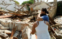 Au moins 65 morts dans le séisme au Mexique, deux dans l'ouragan