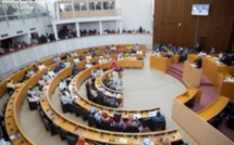 Les nouveaux députés réclament leurs salaires