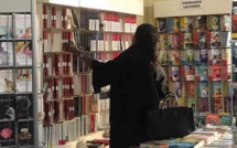 Première Dame à la bibliothèque