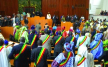 Khalifa Sall quasiment « déshabillé », une plénière de tous les dangers