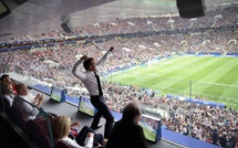 Arrêt sur image: Macron se... "lâche" !