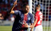Un bijou et une exclusion: Mbappé en voit de toutes les couleurs à Nimes