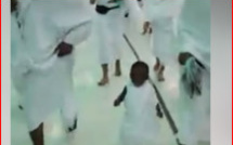 Vidéo: L’image de ce bébé effectuant la Safa Marwa à la Mecque émeut la toile