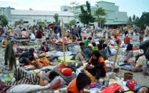 Indonésie : le bilan macabre du séisme et du tsunami évolue à 832 morts […] La présidence s’attend à des milliers