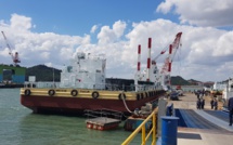 Mme Ndéye Tické Ndiaye DIOP,  Dg de l’ANAM, réceptionne des navires... 