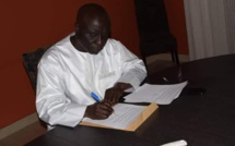 Le candidat perdant à la Présidentielle Idrissa Seck consolé par...