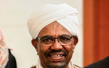 Des réserves d’argent liquide trouvées chez Omar El-Bechir
