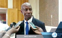 LE GOUVERNEMENT EXAMINE LES REVENDICATIONS POUR SATISFAIRE LES DEMANDES (MINISTRE)