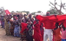 Fatick: Cheikh Oumar HANNE accueilli avec des brassards rouges