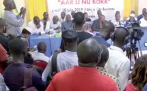 BOUCLAGE DE L’ENQUÊTE SUR LE SCANDALE DE SIX MILLE MILLIARDS DE FCFA AAR LI NU BOKK DECHIRE LES CONCLUSIONS ET BAT LE MACADAM CE 13 SEPTEMBRE