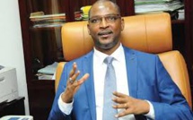 Video-Cercle de Reflexion Républicaine: Le discours émouvant de Mame Boye Diao devant Macky SALL