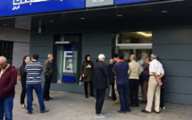 Réouverture des banques au Liban après deux semaines de fermeture liées aux manifestations Réouverture des banques au Liban après deux semaines de fermeture liées aux manifestations