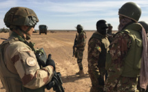 Au Mali, les corps de 13 soldats découverts après une attaque jihadiste Au Mali, les corps de 13 soldats découverts après une attaque jihadiste