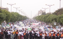 Marche de protestation d'opposants contre la hausse des prix de l'électricité Marche de protestation d'opposants contre la hausse des prix de l'électricité