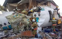 Au moins 12 morts dans le crash d'un avion de ligne au Kazakhstan
